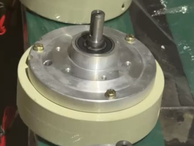 電機(jī)為什么要裝磁粉制動器